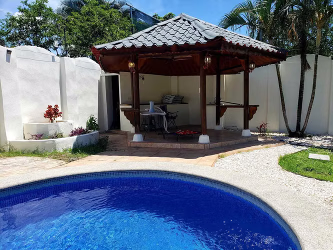 Venta de Casa en Santa Ana Piedades en lote de 1013 m2 - Imagen 14