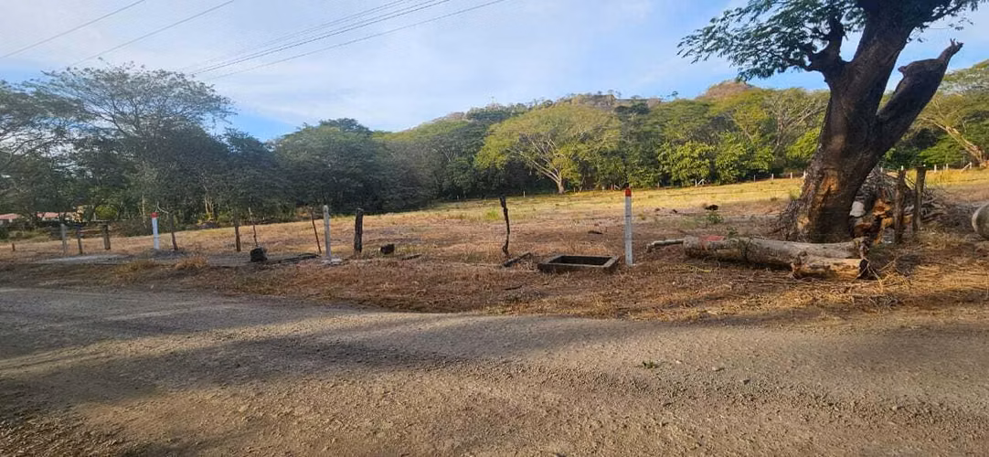 Venta de lote con 1615 m2  Uso de suelo Mixto en Playa Hermosa Guanacaste - Imagen 12