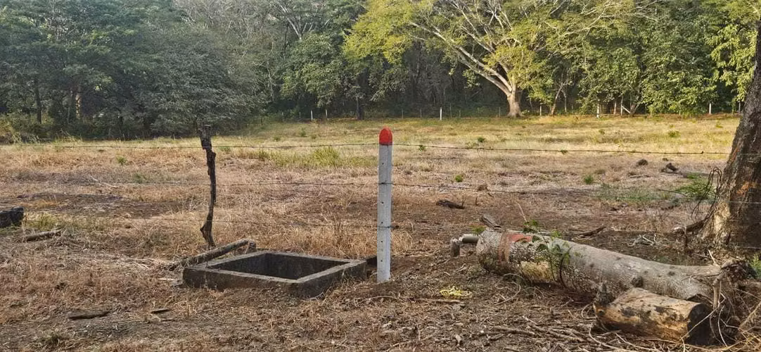 Venta de lote con 1615 m2  Uso de suelo Mixto en Playa Hermosa Guanacaste - Imagen 3