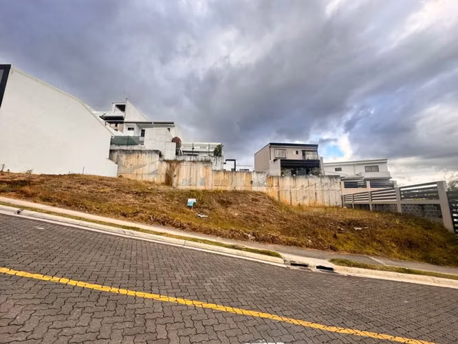 id 41947 Lote ideal para proyecto residencial moderno en condominio - Imagen 2
