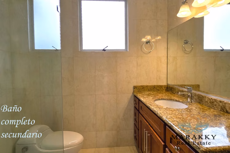 Apartamento en Condominio Valle Arriba en Venta, con Amenidades, San Rafael de Escazú