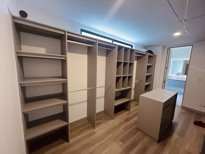 Casa moderna en Venta en Lindora – Viví Como en un Club Privado