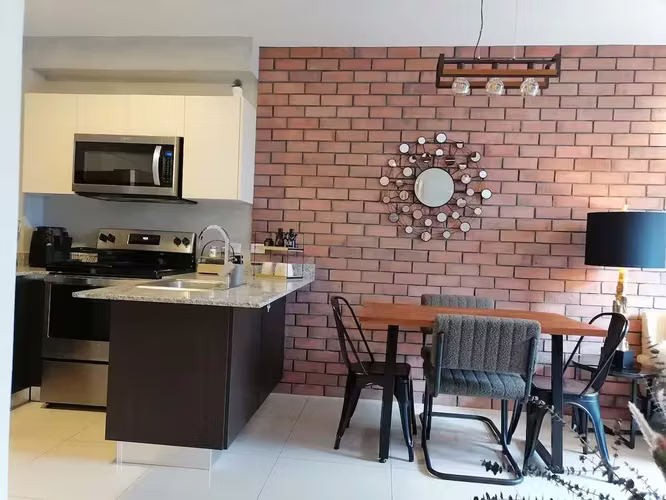 SE VENDE HERMOSO APARTAMENTO DECORADO Y AMUEBLADO