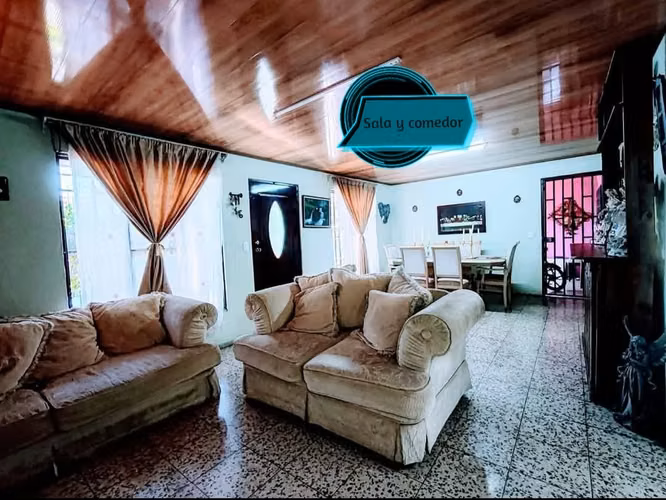 Venta de Casa Urbanizacion Sol Casa/ Alajuela