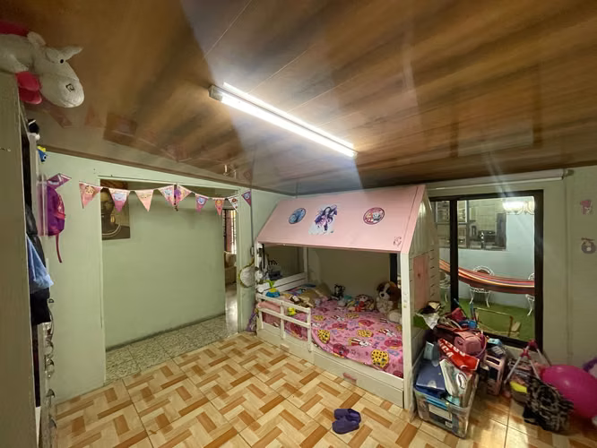 Venta de Casa Urbanizacion Sol Casa/ Alajuela