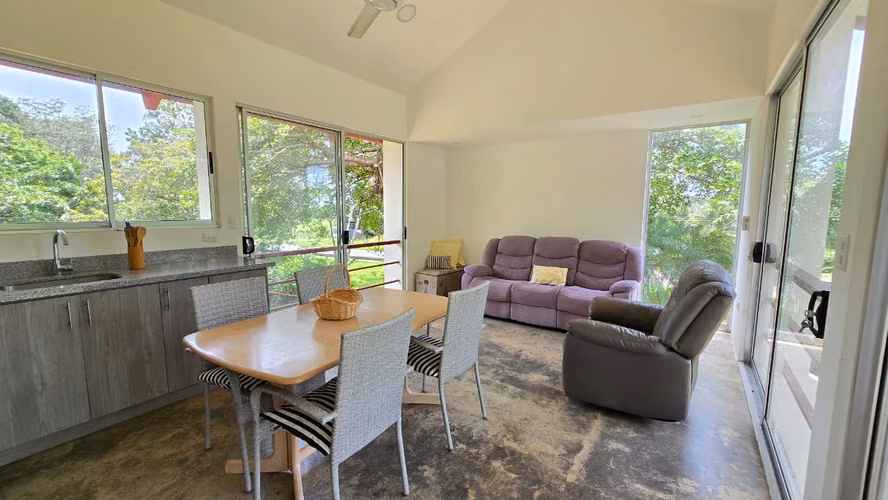 Casa en venta – Esterillos Oeste, Puntarenas