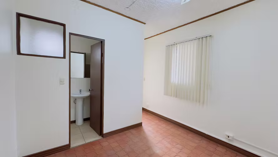 Alquiler para oficinas, uso mixto, cerca Casa Presidencial | Zapote - San José