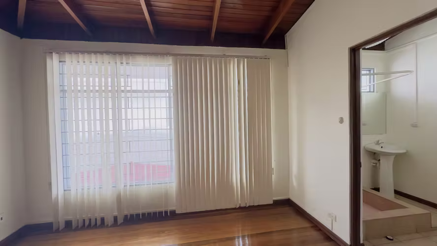Alquiler para oficinas, uso mixto, cerca Casa Presidencial | Zapote - San José