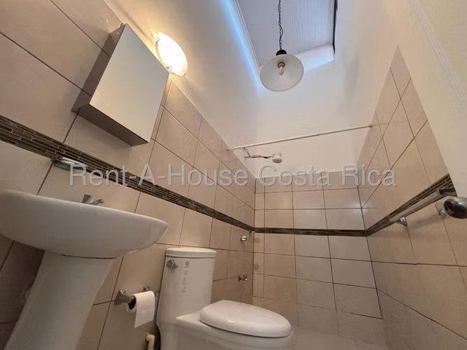 Venta de 2 apartamentos en Tibas. Excelente oportunidad de inversión. - Imagen 17