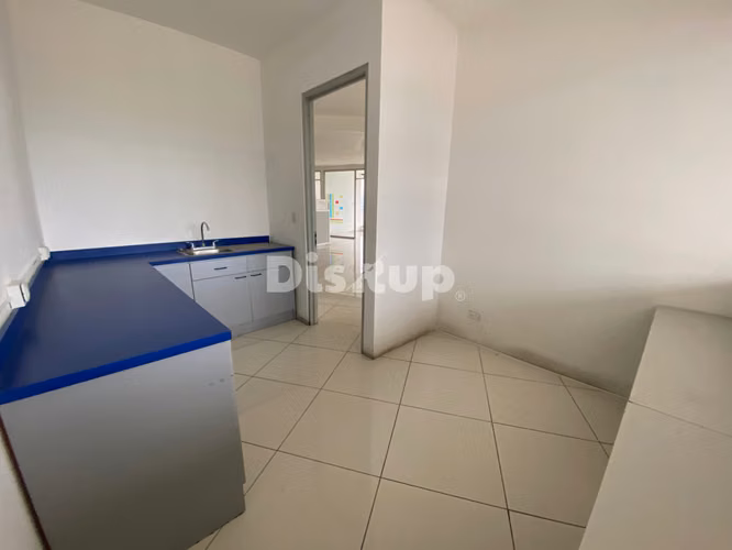 Alquiler de oficinas de $16 x m2. Ofimall. Mall San Pedro, Montes de Oca. - Imagen 7