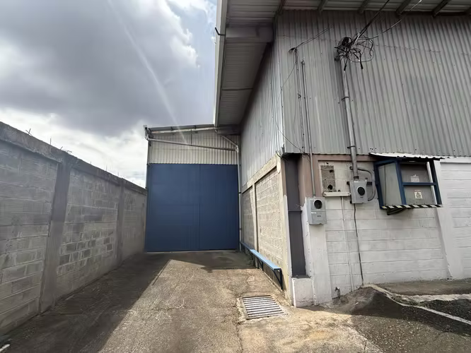 SE VENDE BODEGA EN BELEN DE HEREDIA CERCA DE LA RIBERA Y SAN JOAQUIN