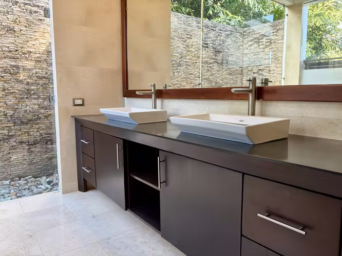 Santa Ana, Contemporánea Casa con Vistas Espectaculares y Max Privacidad