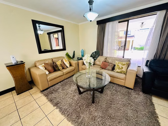 VENTA DE CASA EN COSTA RICA SANTA ANA POZOS. EN EXCLUSIVA - Imagen 2
