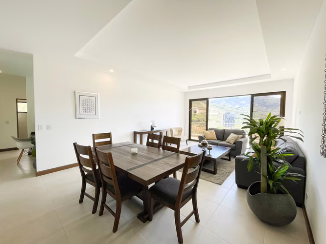 Venta de apartamento nuevo en el Alto de las Palomas en Santa Ana - Imagen 2