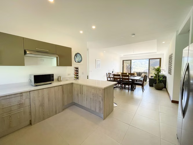 Venta de apartamento nuevo en el Alto de las Palomas en Santa Ana - Imagen 9