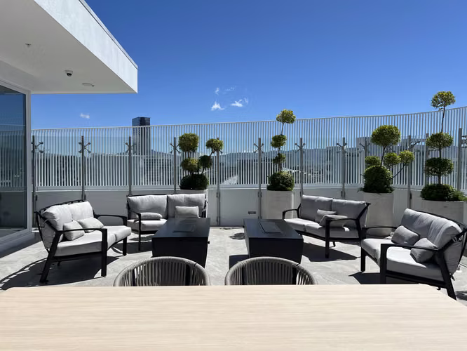 Venta de Apartamento nuevo amueblado, en la mejor zona de Rohrmoser - Imagen 17