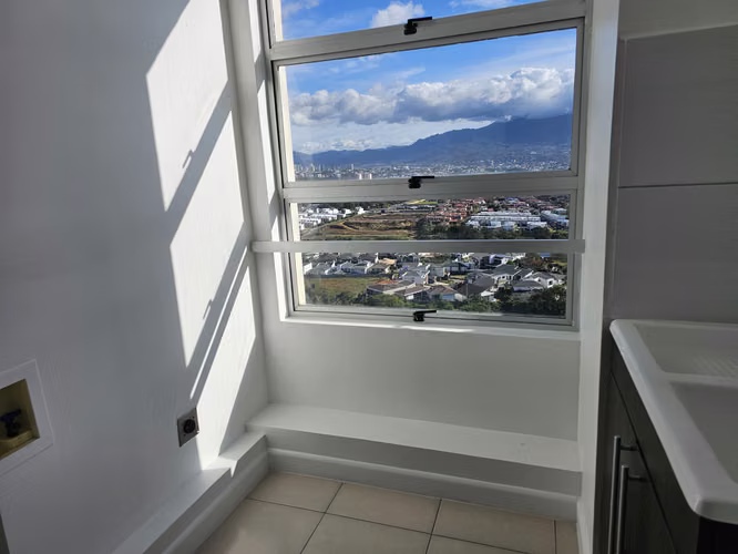 Condominio con Vista al Valle Central a 1 Km Ruta #1, Heredia