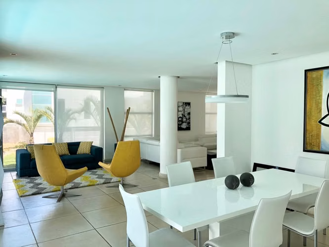 ALQUILO ESCAZU  CASA CON PISCINA 4DR 4BÑ Y JARDIN