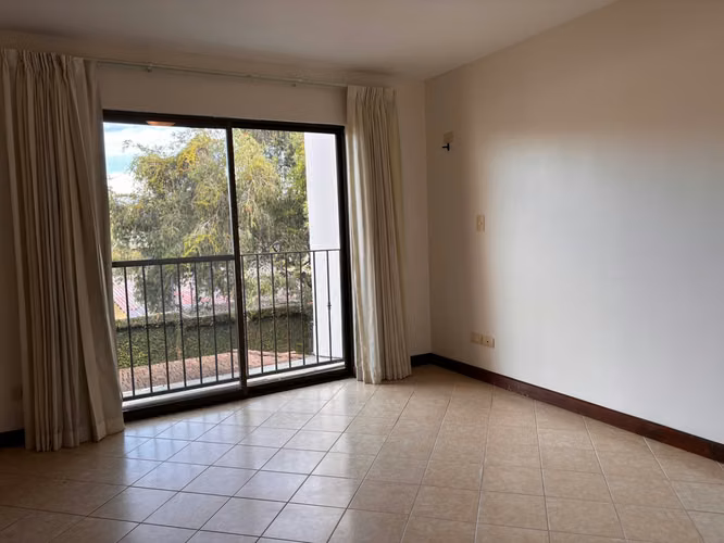 CASA EN SANTA ANA CENTRO - Imagen 15