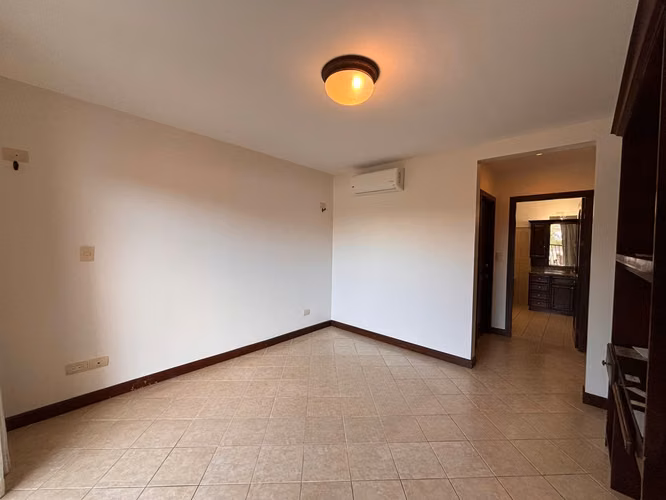 CASA EN SANTA ANA CENTRO - Imagen 18