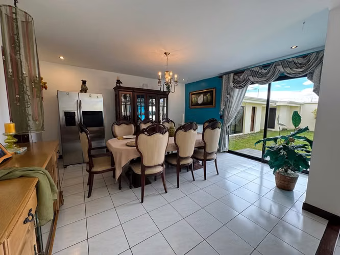 Venta de Quinta en Residencial Guayabos – Lujo-Amplitud-Seguridad 24/7 - Imagen 6