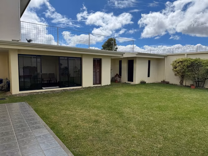 Venta de Quinta en Residencial Guayabos – Lujo-Amplitud-Seguridad 24/7 - Imagen 12