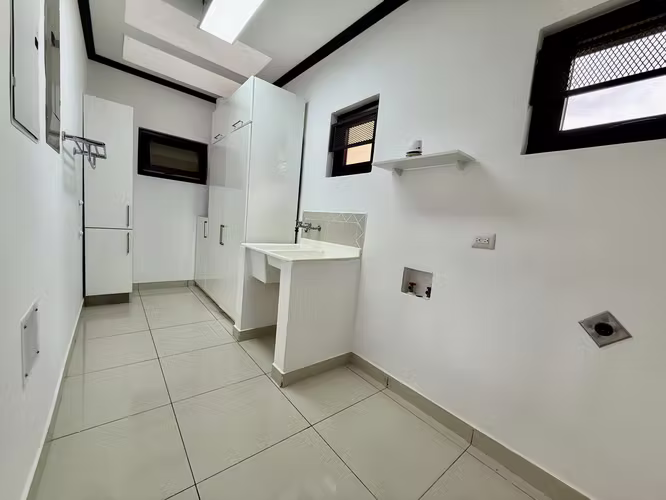 Venta de Espectacular casa en Colinas de Montealegre de 3 habitaciones.