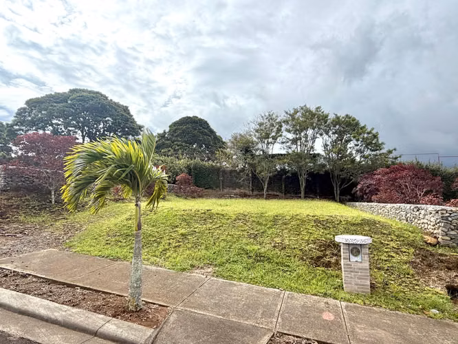 VENDO LOTE DE 320.71 M2 EN SAN ISIDRO HEREDIA - Imagen 2