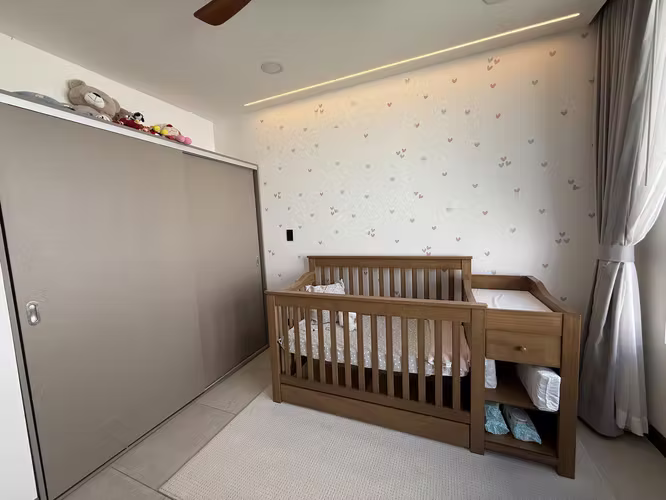 Casa en alquiler y venta en Cariari residencial Los Arcos 1 planta moderna con patio