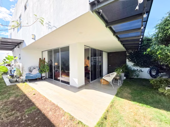 Venta de casa en condominio en  Brasil de Santa Ana