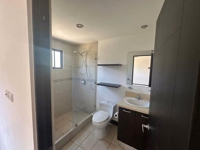 ALQUILER DE CASA EN CONDOMINIO SANTA ANA HILL. - Imagen 17