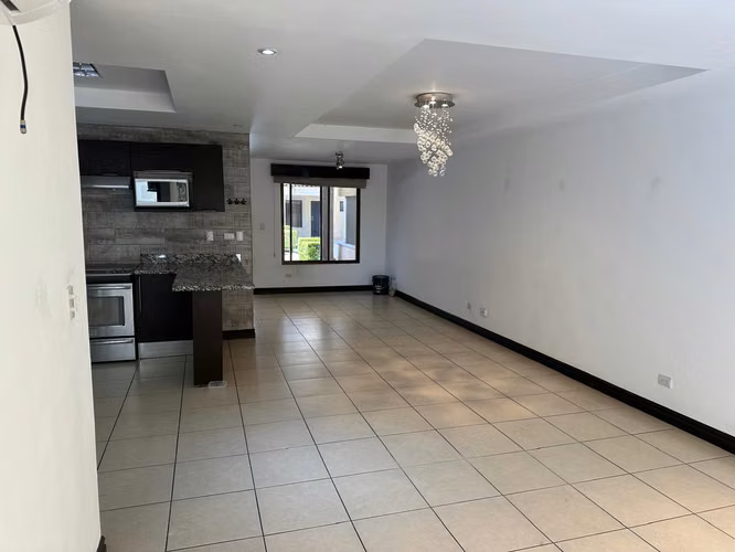 ALQUILER DE CASA EN CONDOMINIO SANTA ANA HILL. - Imagen 8