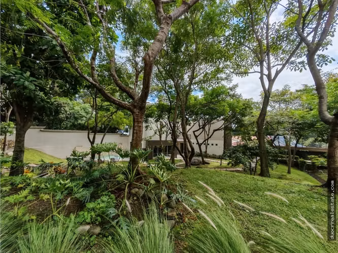 VENTA DE APARTAMENTO EN LA PACO, ESCAZU