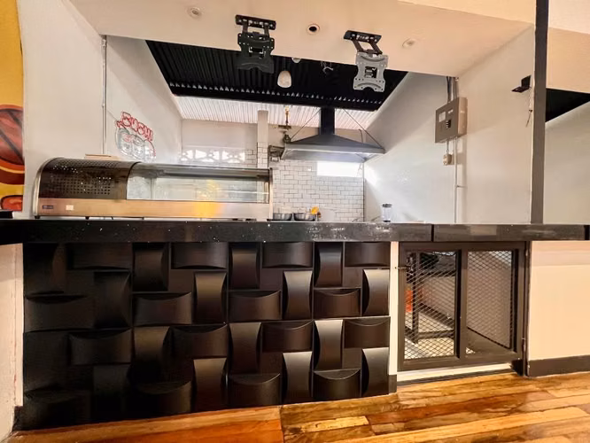 Alquiler de LOCAL comercial en Plaza Gastronómica en San Pedro Vargas Araya - Imagen 3