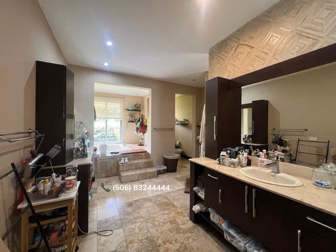 VENTA DE CASA EN ESCAZÚ - Imagen 13