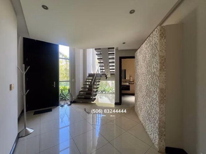 VENTA DE CASA EN ESCAZÚ - Imagen 16