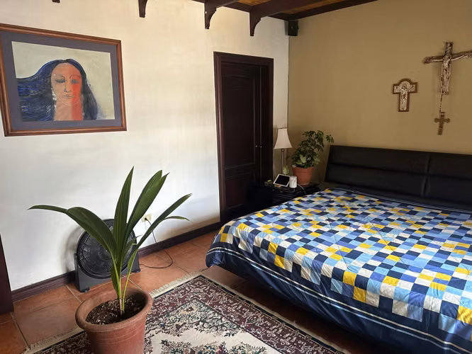 Vendo para inversión en Trejos Montealegre