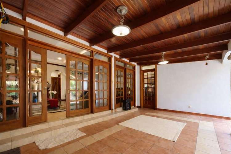 Se vende casa en Residencial Altamonte en Granadilla-Curridabat
