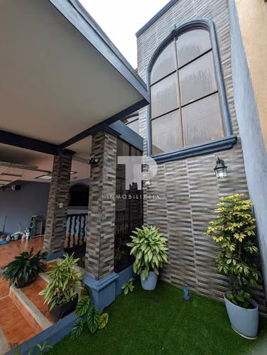 SE VENDE CASA SAN PABLO HEREDIA ESPACIOSA CON BELLOS ACABADOS SCG7 - Imagen 4