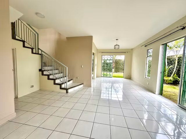 Casa con jardín grande en condominio en San Pablo, Heredia