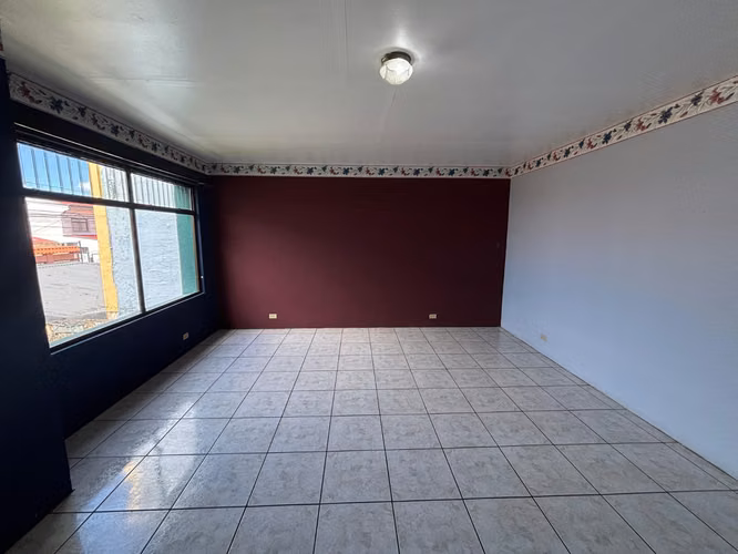 Venta de hermosa propiedad en Residencial Villa Adobe, Santo Domingo - Imagen 4