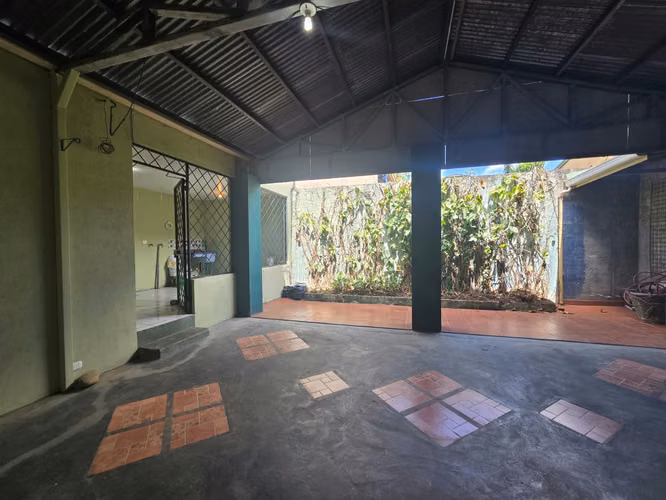 Venta de hermosa propiedad en Residencial Villa Adobe, Santo Domingo - Imagen 9