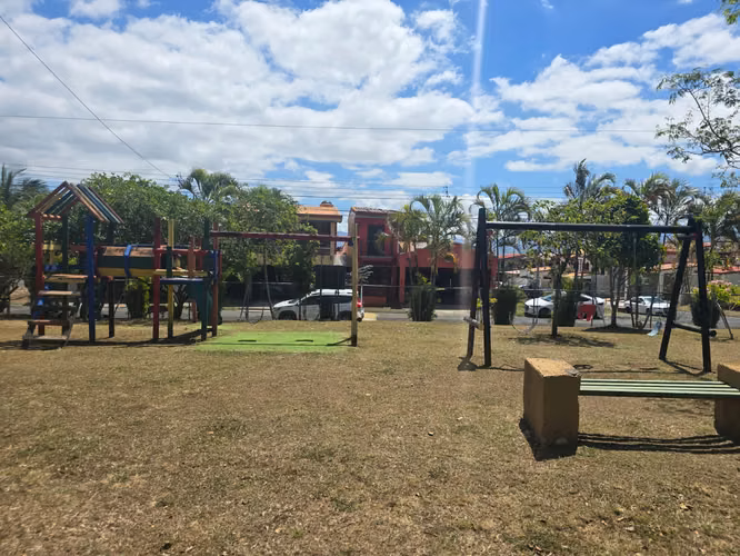 Venta de hermosa propiedad en Residencial Villa Adobe, Santo Domingo - Imagen 18