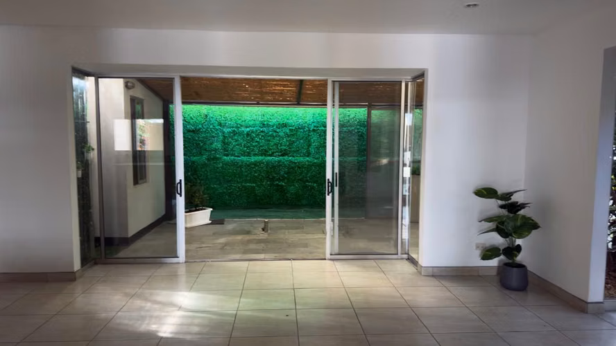 Venta de Casa en Condominio, Santa Ana, San José - Imagen 3