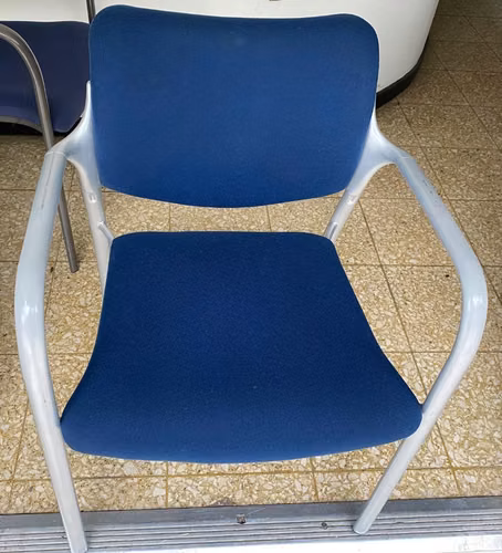 DOS SILLAS