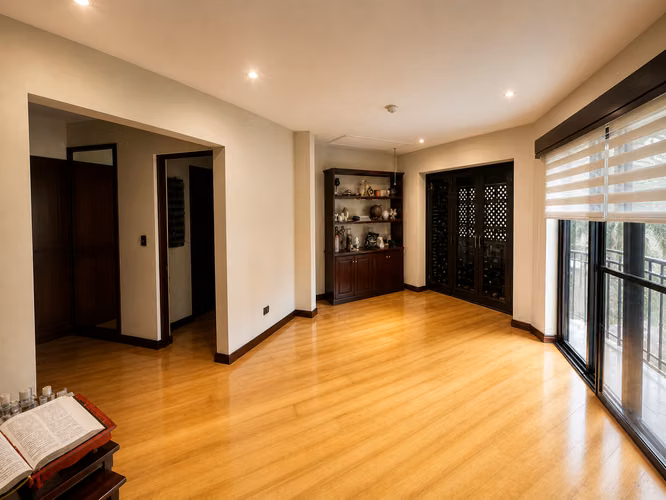 Venta de Casa de Lujo en Condominio-Jaboncillos de Escazú