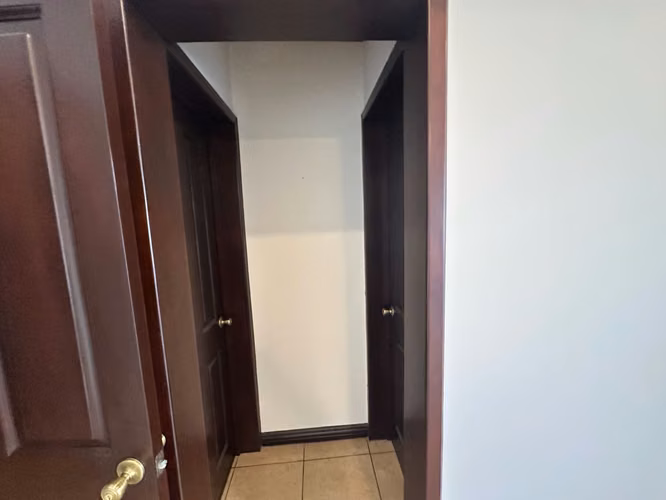 Venta de casa en Residencial Praderas del Sol Santa Ana - Imagen 16