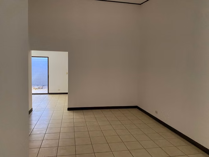 Venta de Casa en Tres Ríos, Residencial 3 Habitaciones - Imagen 2