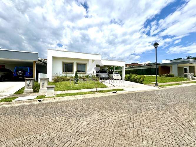 Lotes en venta en Condominio,  Guachipelín Escazú – Desde 350 m² - Imagen 12