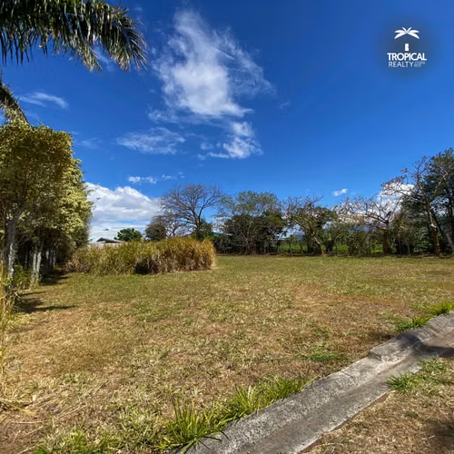 Lote Plano en Venta en La Guácima – 1.013 m² con Ubicación Estratégica Cerca de Ruta 27 - Imagen 2